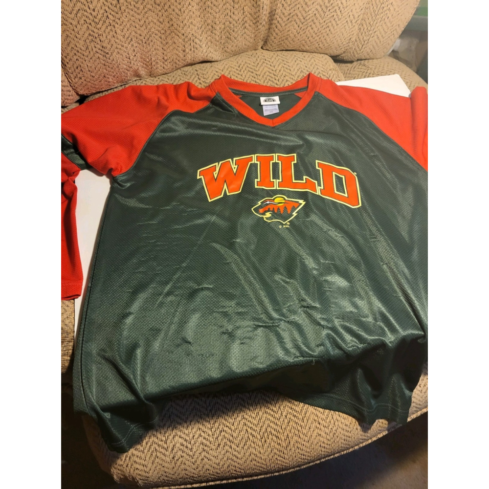 Minnesota Wild Shirt Large Green Red NHL Long Sleeve V-Neck Jersey Men